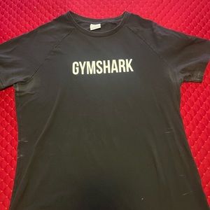 Gymshark shirt at an amazing price.